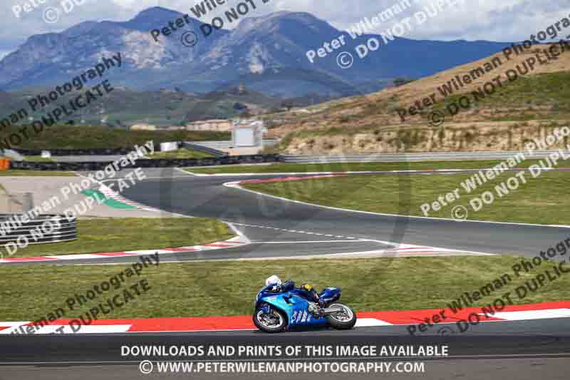 cadwell no limits trackday;cadwell park;cadwell park photographs;cadwell trackday photographs;enduro digital images;event digital images;eventdigitalimages;navarra;no limits trackdays;peter wileman photography;racing digital images;trackday digital images;trackday photos
